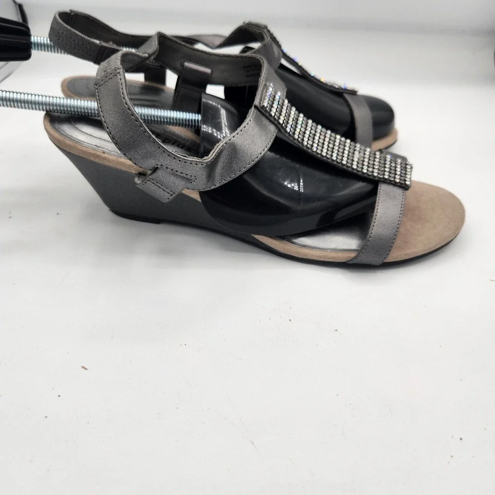 Comfort Plus Predictions Women's‎ Gray Rhinestone Wedge Sandals Size 10W